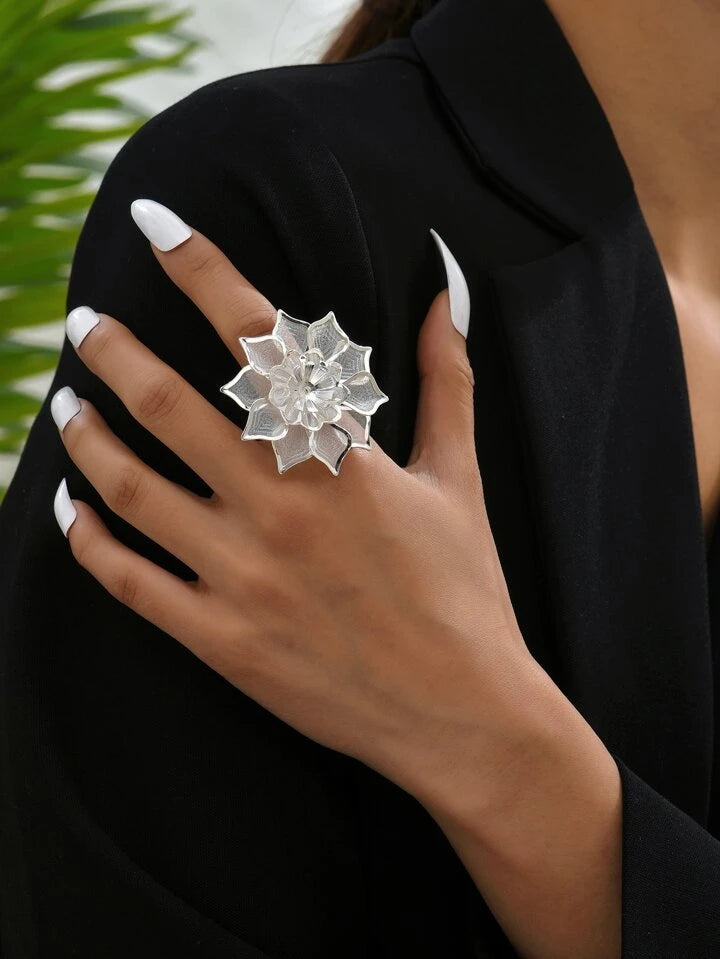 Decorative Floral Ring