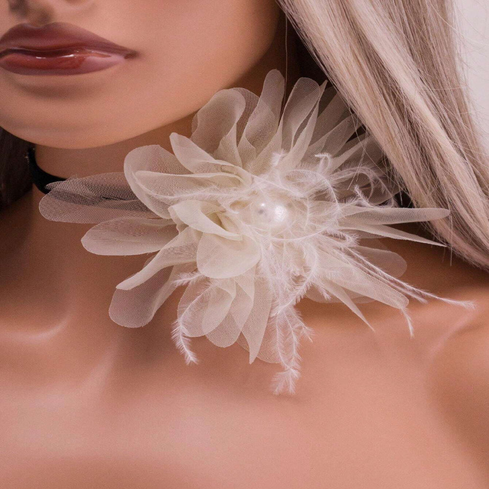 1_Delicate_Big_Flower_Feather_Faux_Pearl_Black_Beige_Gauze_Flannelette_Collar_Ladies_Party_Festival_Dinner_Wedding_Rite_Of_Passage_Dress_Decoration_Necklace__SHEIN_main_0.jpg
