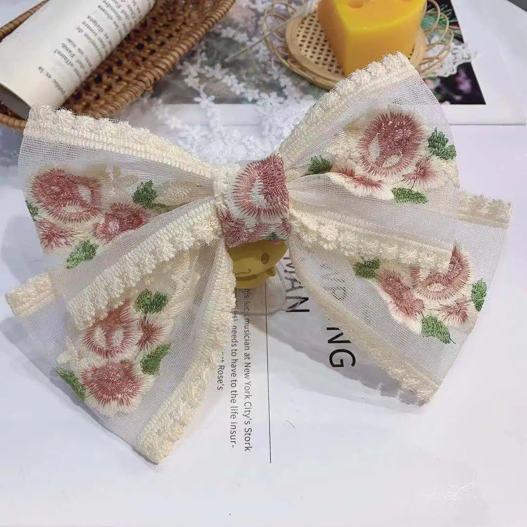 Elegant Lace Hair Clip