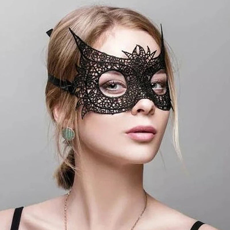 Georgina Women’s Lace Masquerade Mask