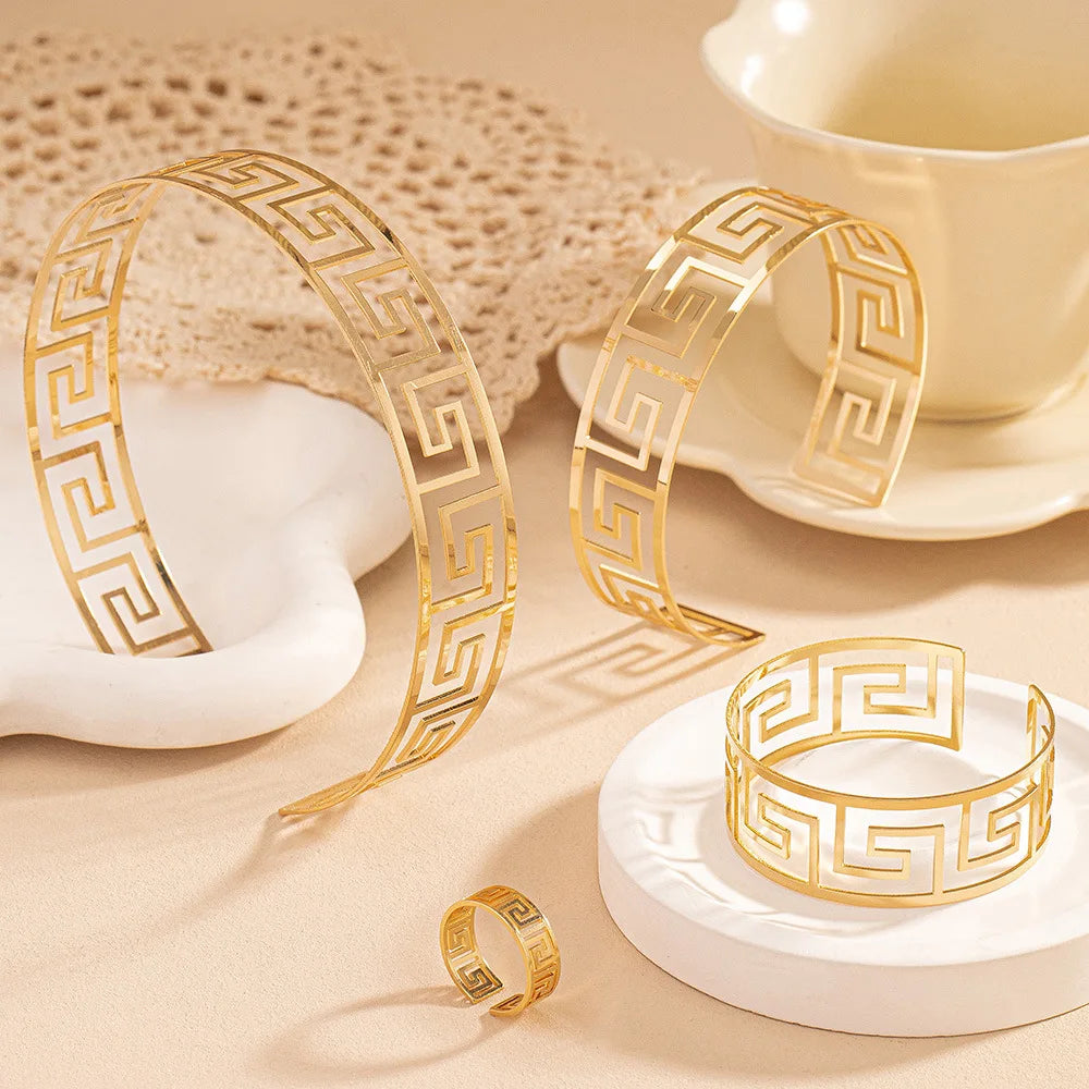Jewelry Set – Necklace, Bracelet