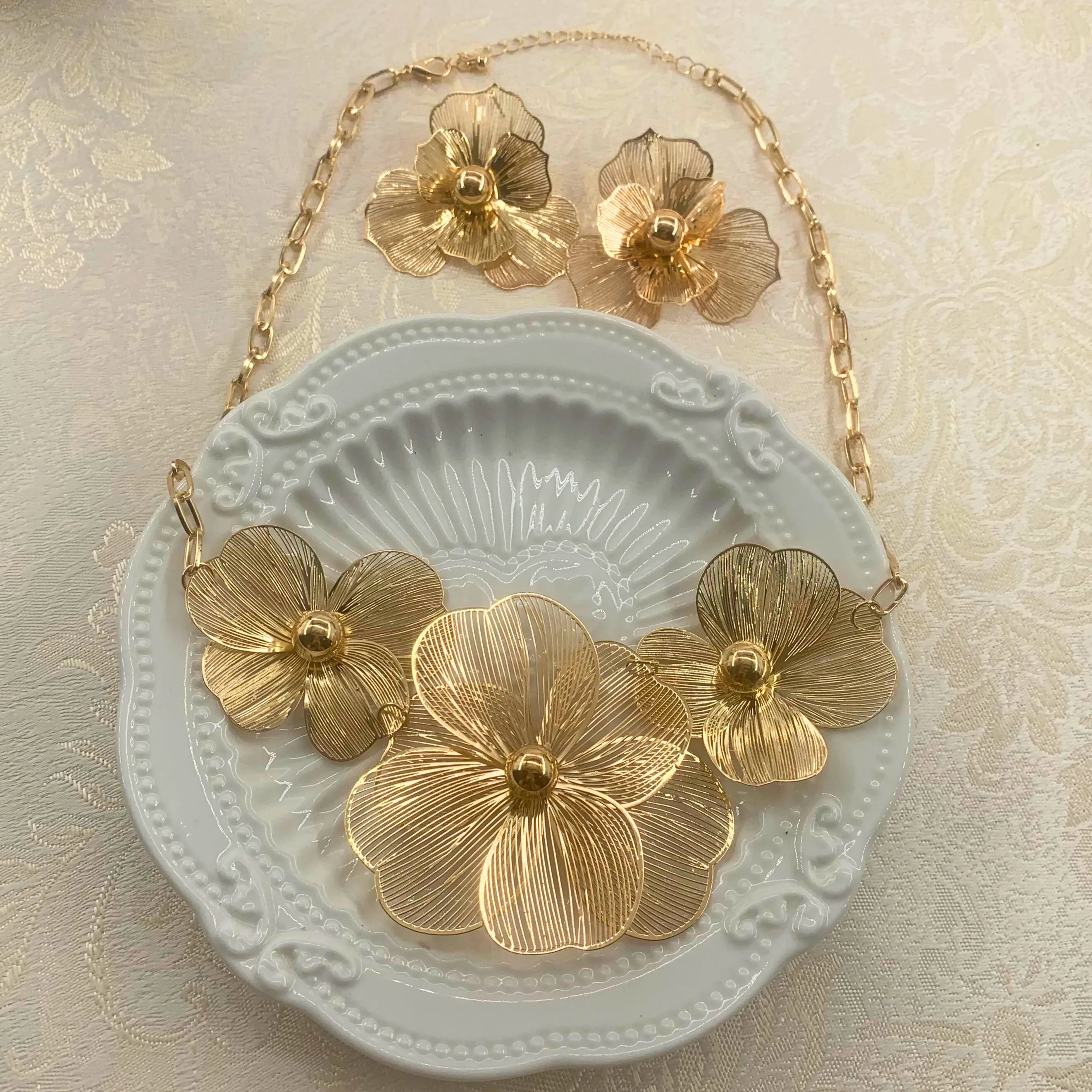 Flower Metal Necklace and Earring Set