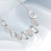 Women's Hammer-Shaped Pendant Necklace