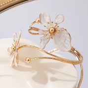 Elegant & Simple Flower-Shaped Cuff Bracelet