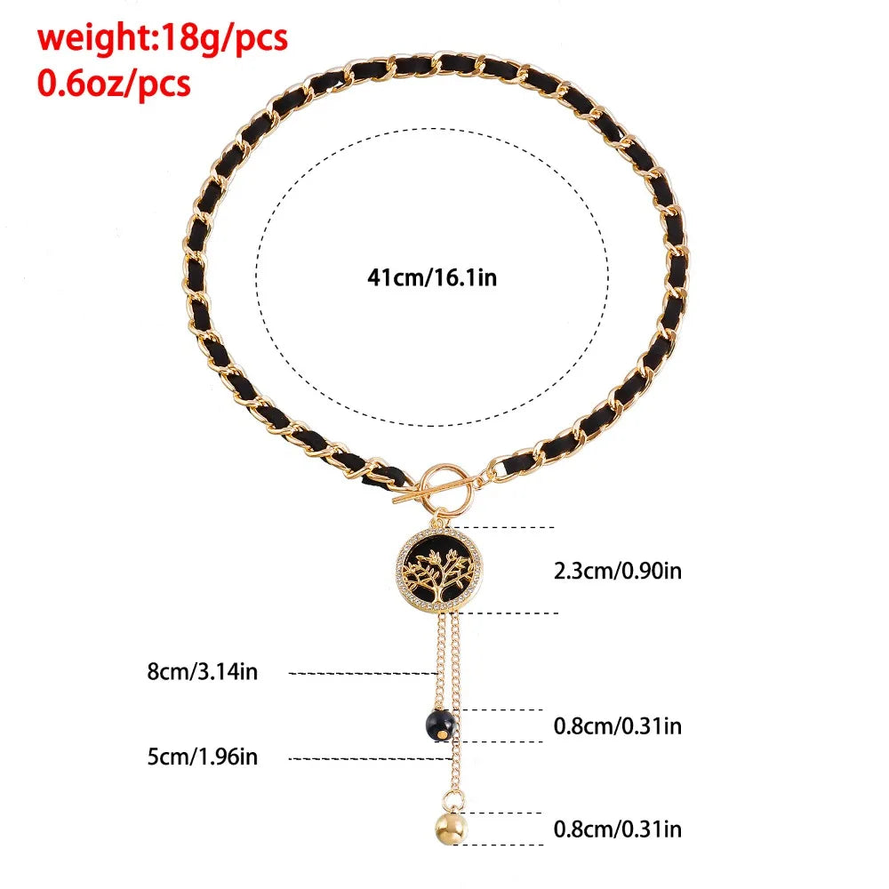 Trendy Black Heart-Shaped Pendant Necklace