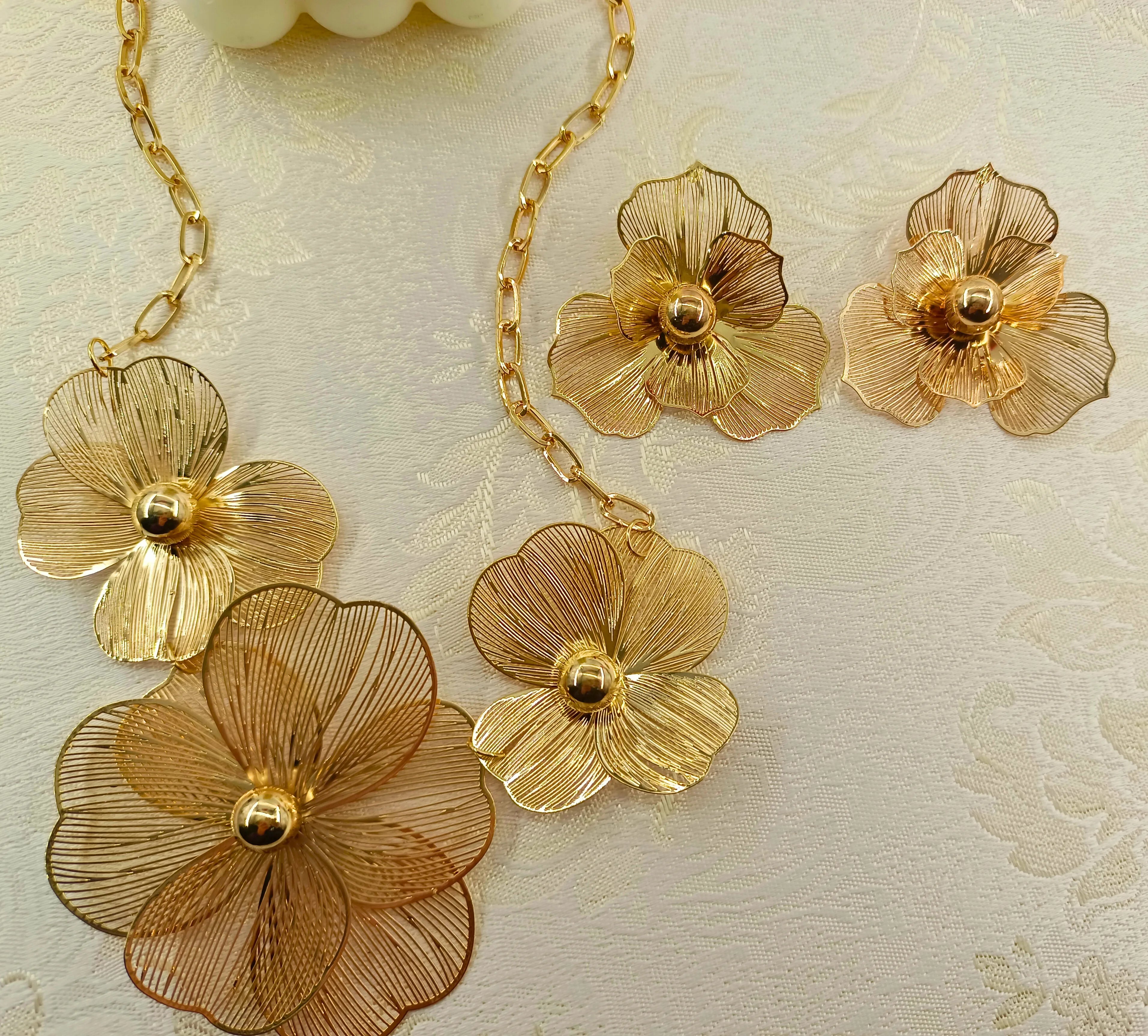 Flower Metal Necklace and Earring Set