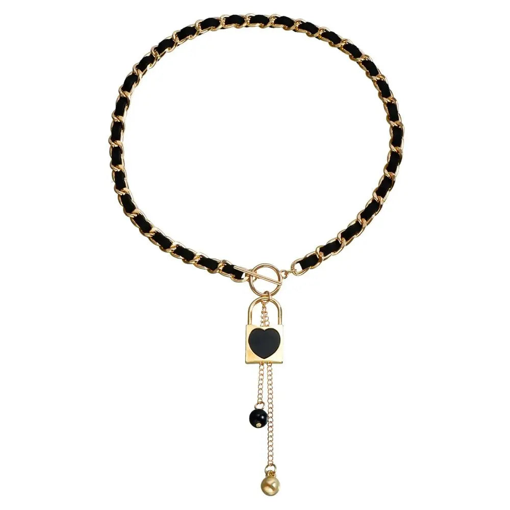Trendy Black Heart-Shaped Pendant Necklace