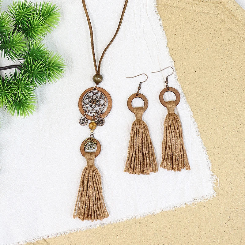 Wooden Circle Pendant Necklace