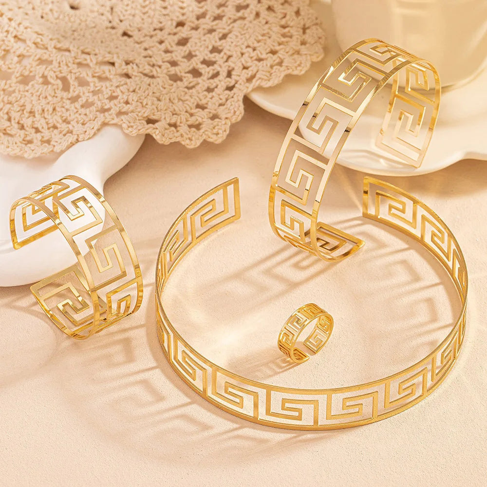 Jewelry Set – Necklace, Bracelet
