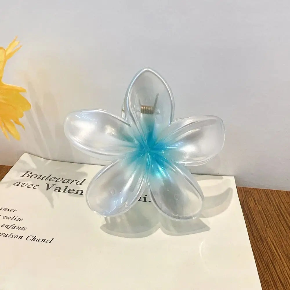 Shark-Shaped Hair Clip