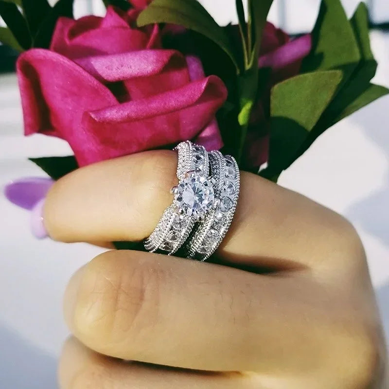 New Zirconia-Studded Wedding Rings Set