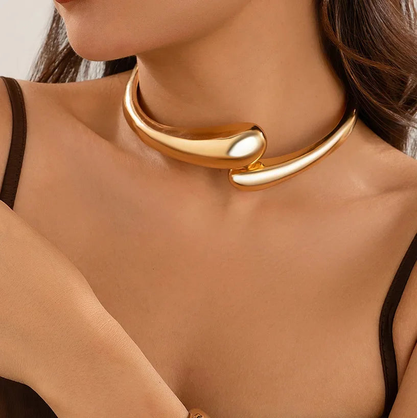 Irregular Open Metal Chain Necklace