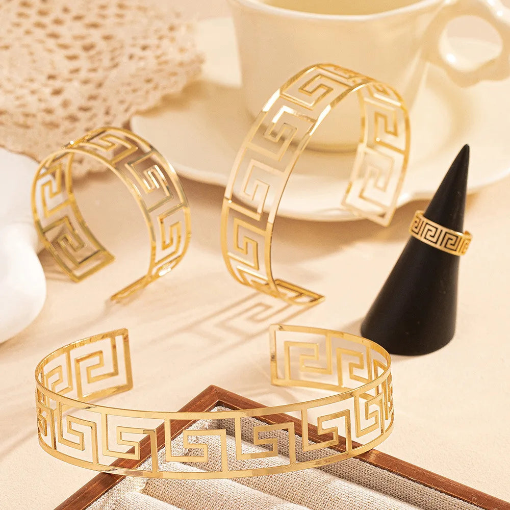 Jewelry Set – Necklace, Bracelet