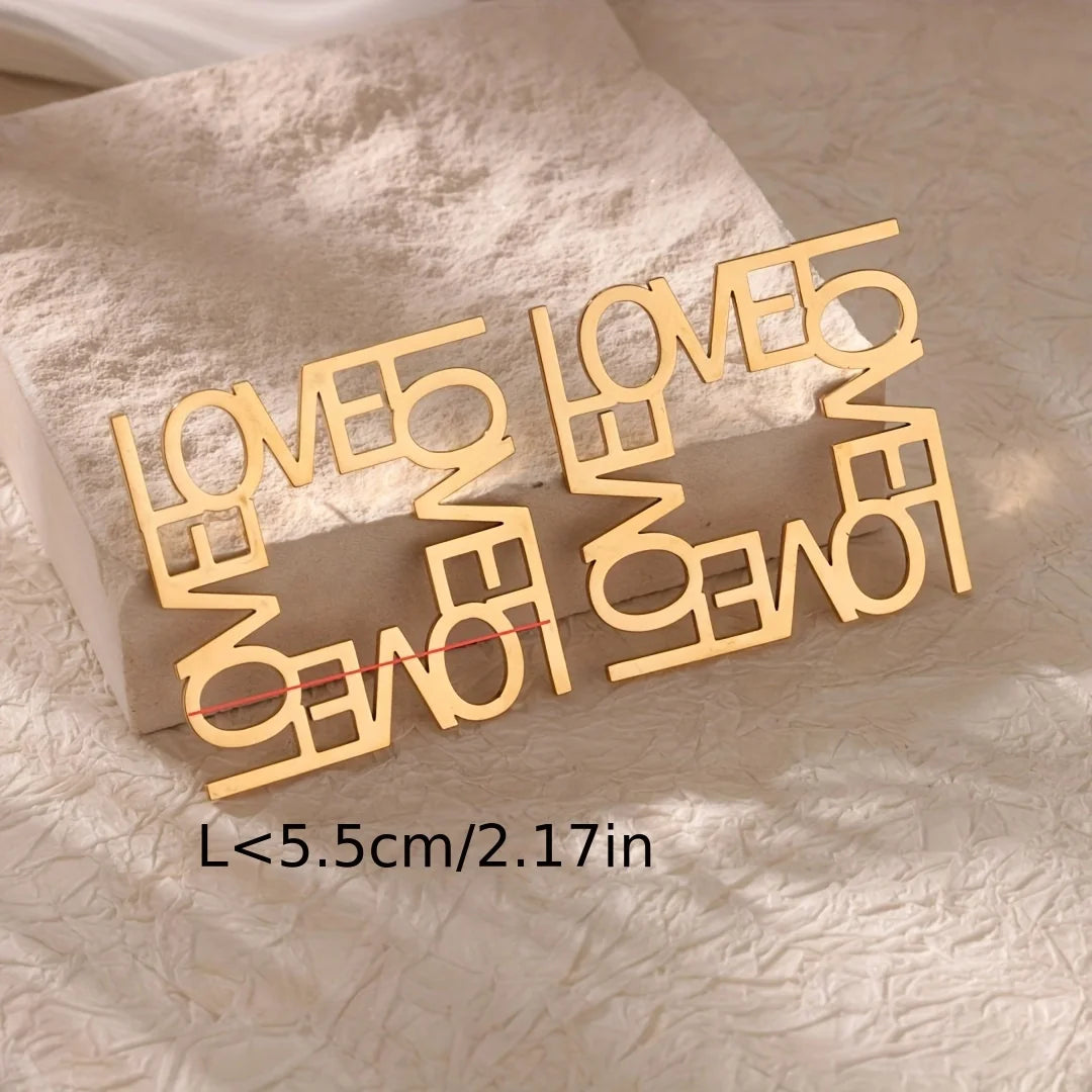 أقراط أنيقة مربعة الشكل