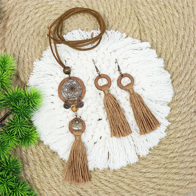 Wooden Circle Pendant Necklace