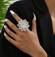Elegant Flower Ring for Women – Stylish Floral Jewelry Accessory