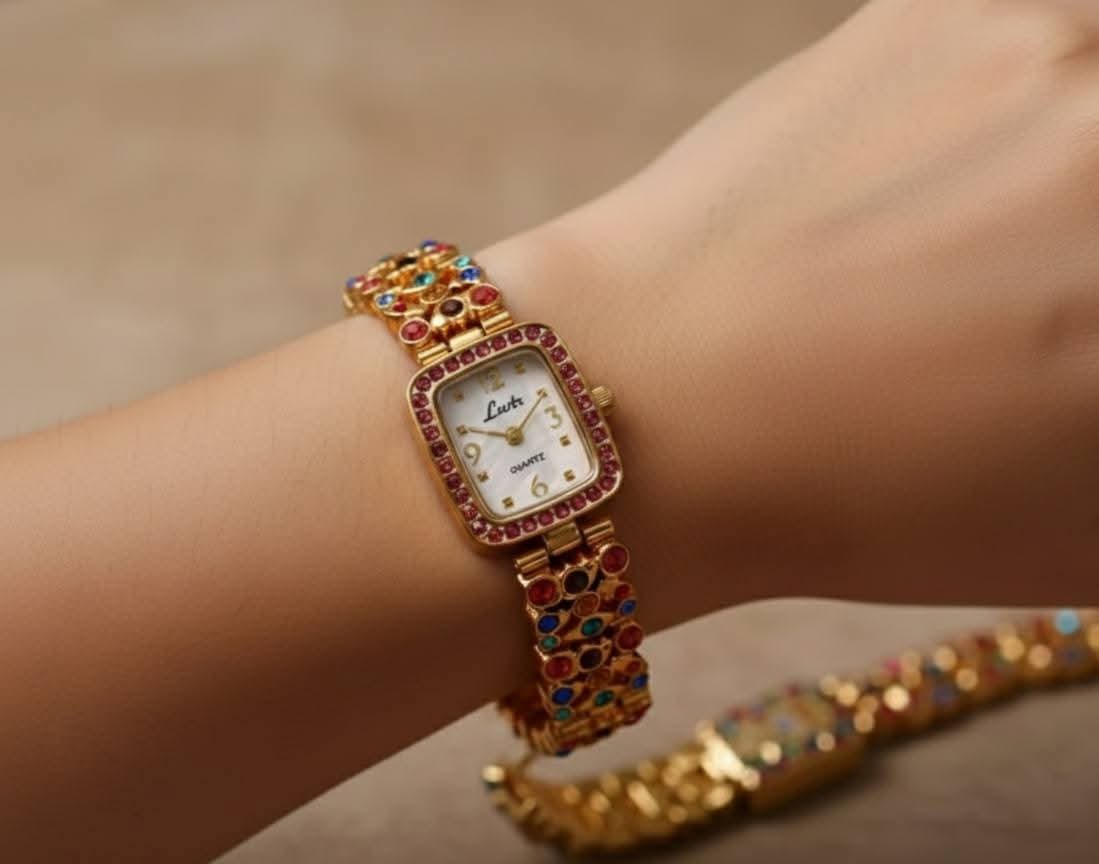 1-Piece Trendy Elegant Women’s Watch – Multicolor Rhinestone-Studded Quartz Square Dial, 30m Water Resistant, Daily & Party Wear