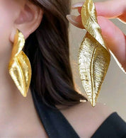 Gold leave earrings