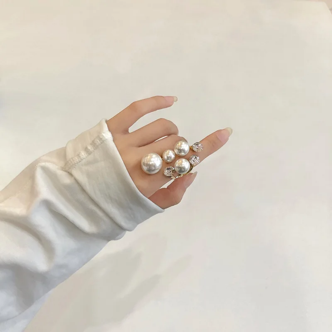 Pearl ring for women, vintage pearl promise ring, adjustable pearl rings, trendy open finger pearl ring, unique jewelry for women and girls.