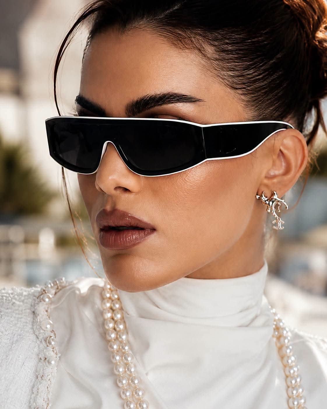Vintage Cat-Eye Sunglasses for Women & Men – 2025 Fashion One-Piece Flat Top Punk Sunglasses, UV400 Protection
