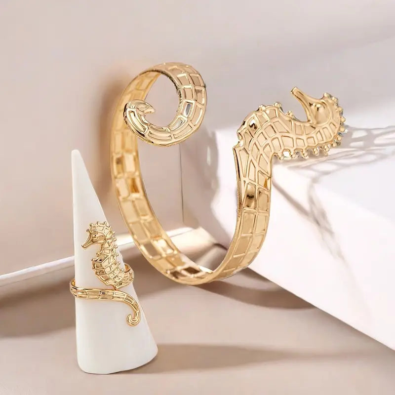 Adjustable Gold Seahorse Bracelet and Open Waterproof Stylish Women Jewelry Trendy Party Wear Accessories