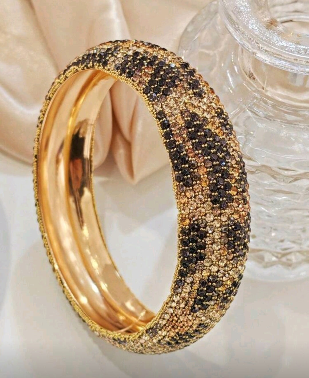 1pc Fashion Luxury Rhinestone Geometric Round Metal Bangle Bracelets, High-End Jewelry For Women Party