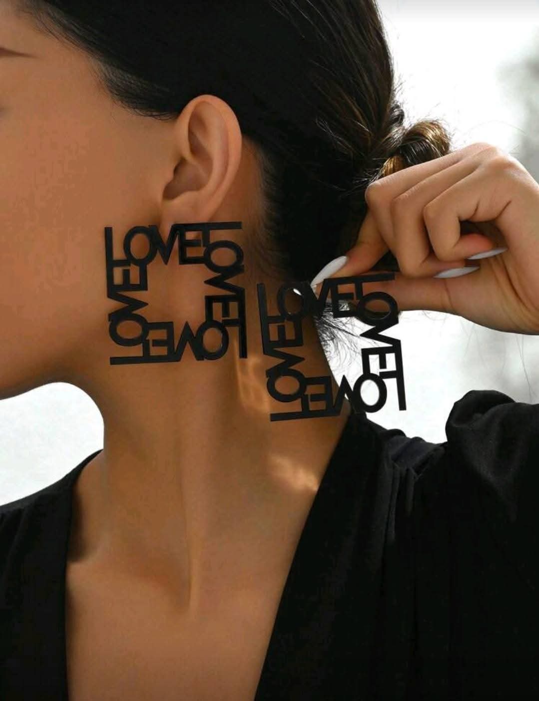Elegant Vintage Stainless Steel Love Letter Wrap Earrings for Women – Romantic Valentine’s Day Jewelry Gift