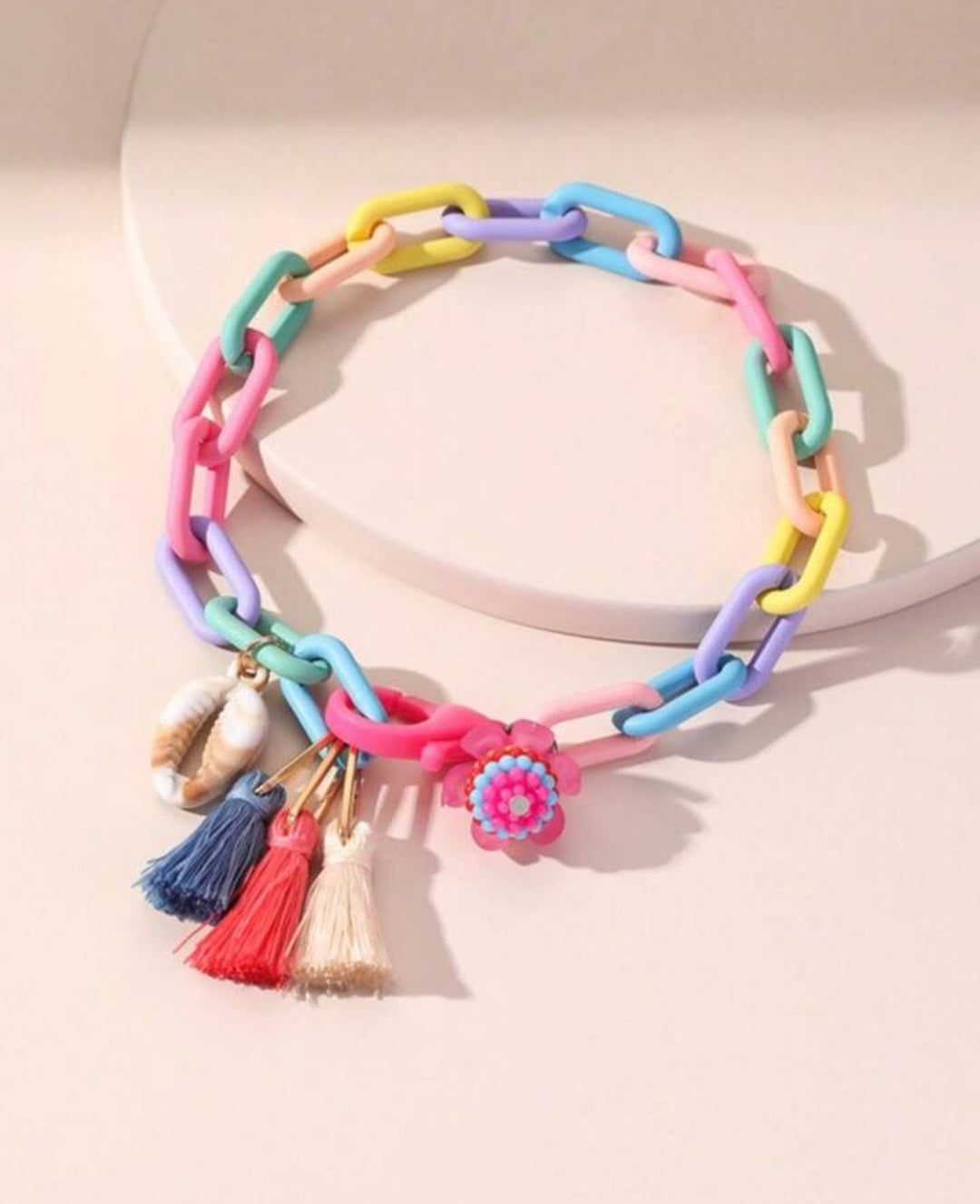 Delicate Ankle Chain with Seashell Accents - Adjustable Beach Foot Jewelry with Tassels for Women