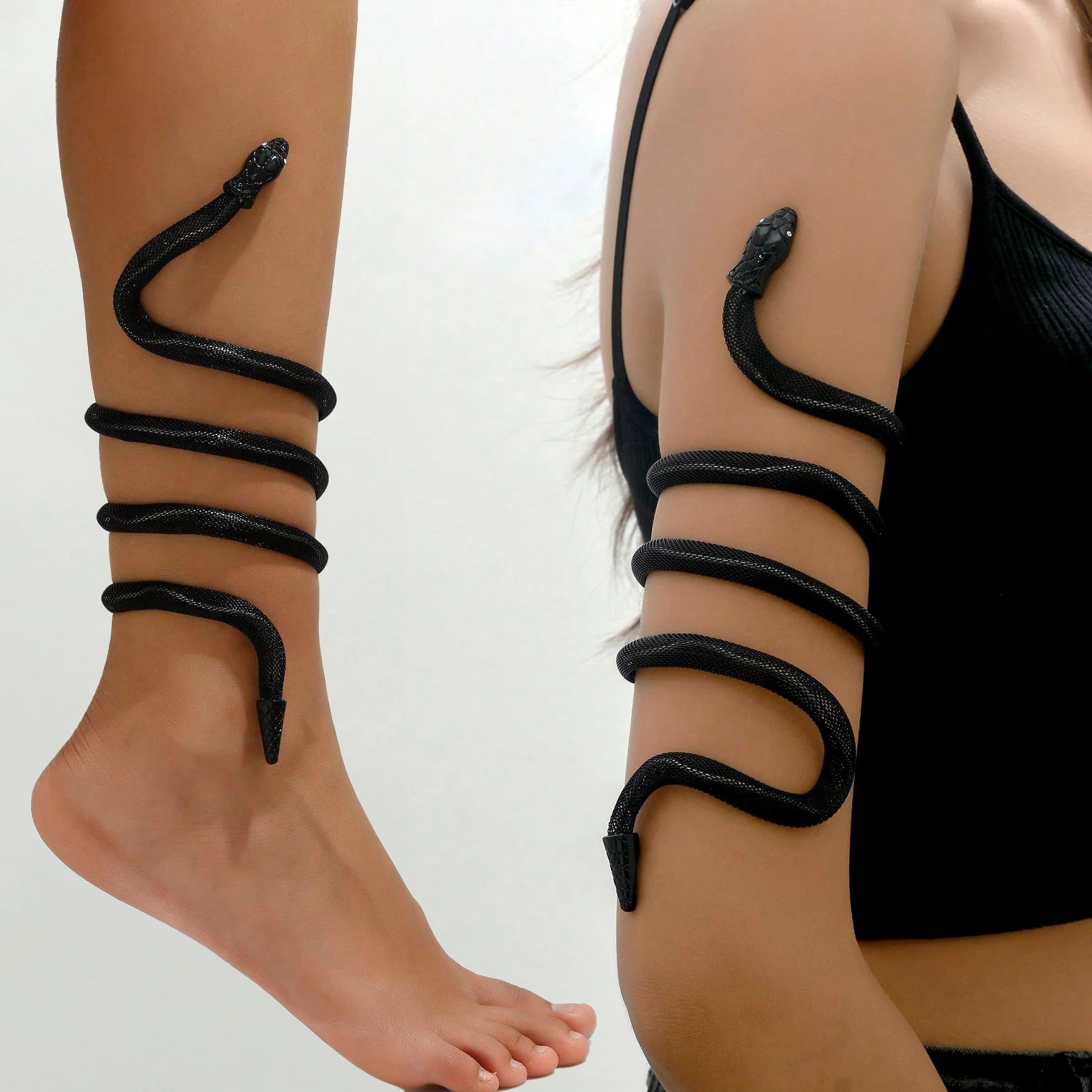 Women’s Snake Bracelet for Halloween – Adjustable Gothic Snake Bangle, Perfect for Parties, Costumes, and Daily Wear