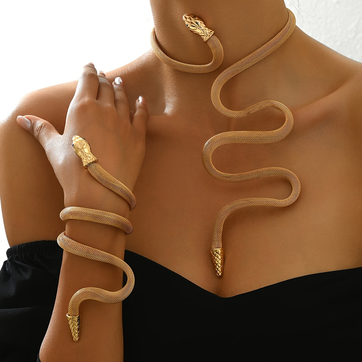 Flexible Snake Wrap Anklet – Versatile Metal Jewelry, Adjustable Gold-Tone Snake Design
