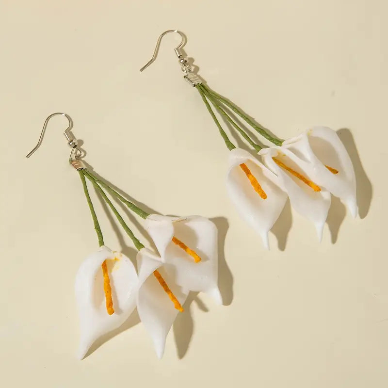 Tulip Flower Earrings – Elegant Floral Earrings for Women
