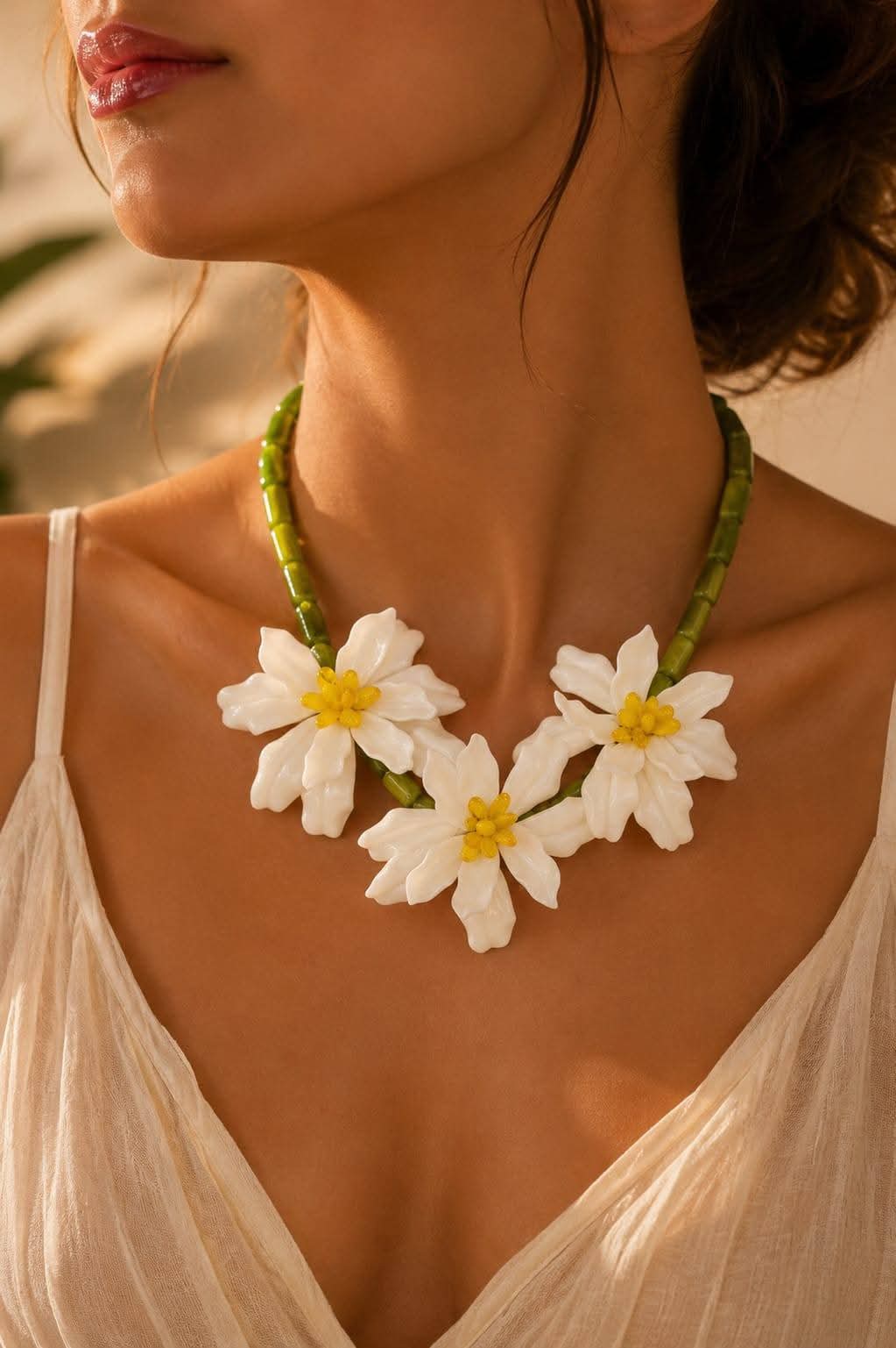 Pure Blossom: Elegant White Floral Statement Necklace