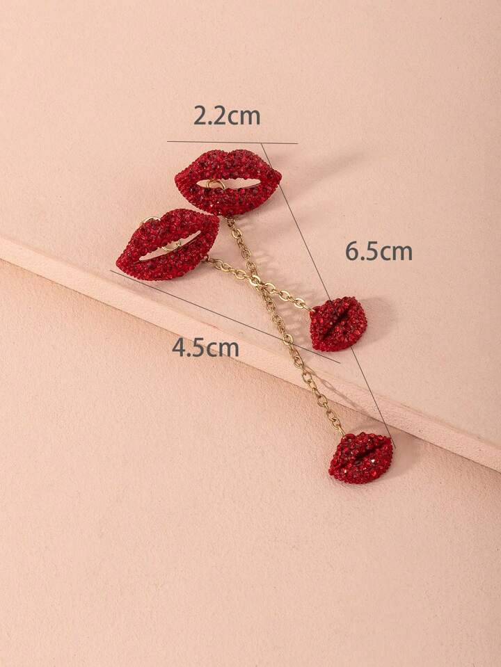 Rhinestone Lip Decor Earrings – 2 Pieces