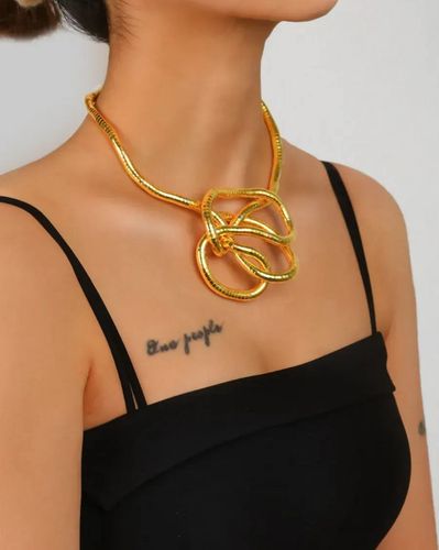 Wine-colored geometric curved long chain necklace for women, multi-layered, unique design, party jewelry gifts