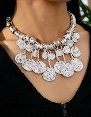 1 Pc New Vintage Style European & American Asymmetrical Metal Pendant Necklace, High-End Jewelry For Women