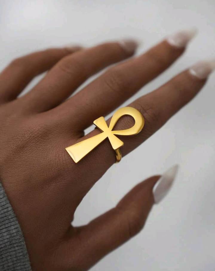 Ankh Ring – Symbol of Life and Protection