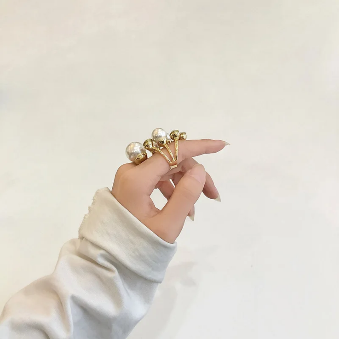 Pearl ring for women, vintage pearl promise ring, adjustable pearl rings, trendy open finger pearl ring, unique jewelry for women and girls.