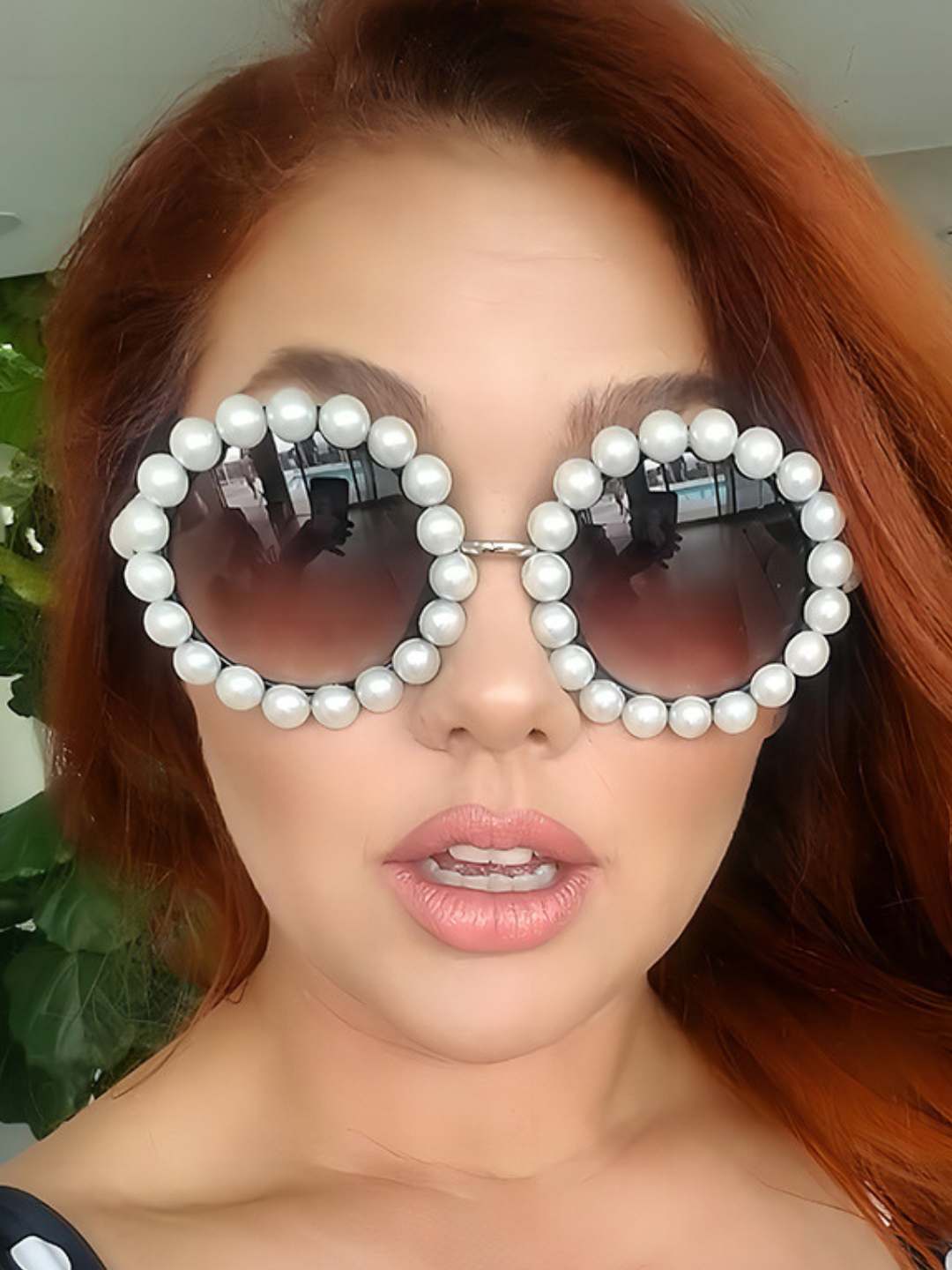 Exclusive Round Pearl Sunglasses