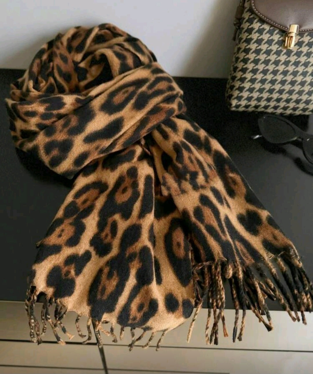 1pc Imitation Cashmere Thick Tassel Leopard Print Scarf, Fashionable Printed Warm Scarf, Windproof Autumn And Winter Shawl,Suitable For Daily Use In Autumn And Winter For Both Men And Women Women Winter Scarves For Dress