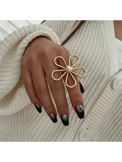 Hollow Flower Opening Ring for Women Large Metal Flower Pearl Adjustable Ring Jewelry Gift
