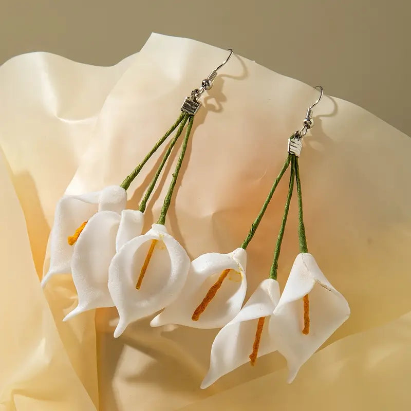 Tulip Flower Earrings – Elegant Floral Earrings for Women