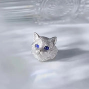 Cat ring with blue eyes