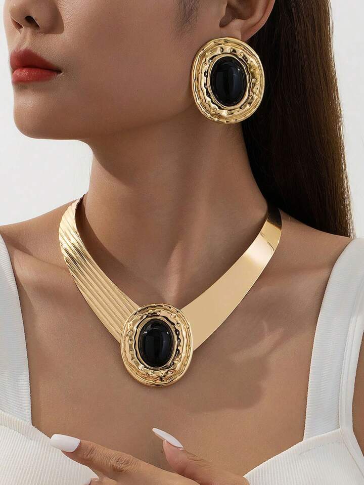 Gold Statement Jewelry Set for Women – Bold Geometric Necklace and Matching Earrings with Black Stone