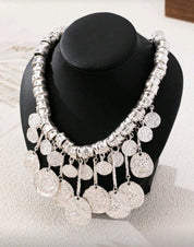 1 Pc New Vintage Style European & American Asymmetrical Metal Pendant Necklace, High-End Jewelry For Women