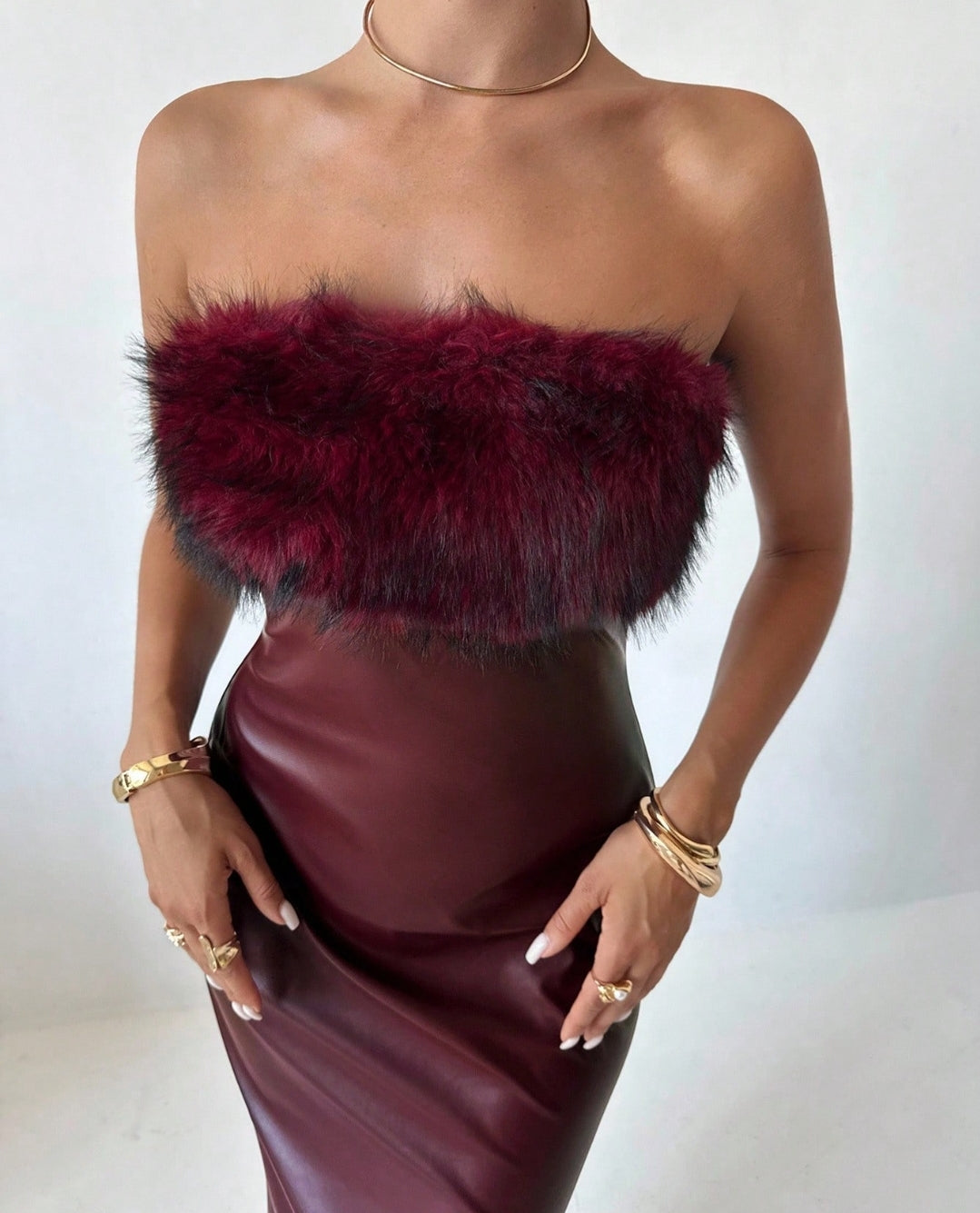 Additional information
Elegant Angora Red PU Dress With Fur Maxi Dress
