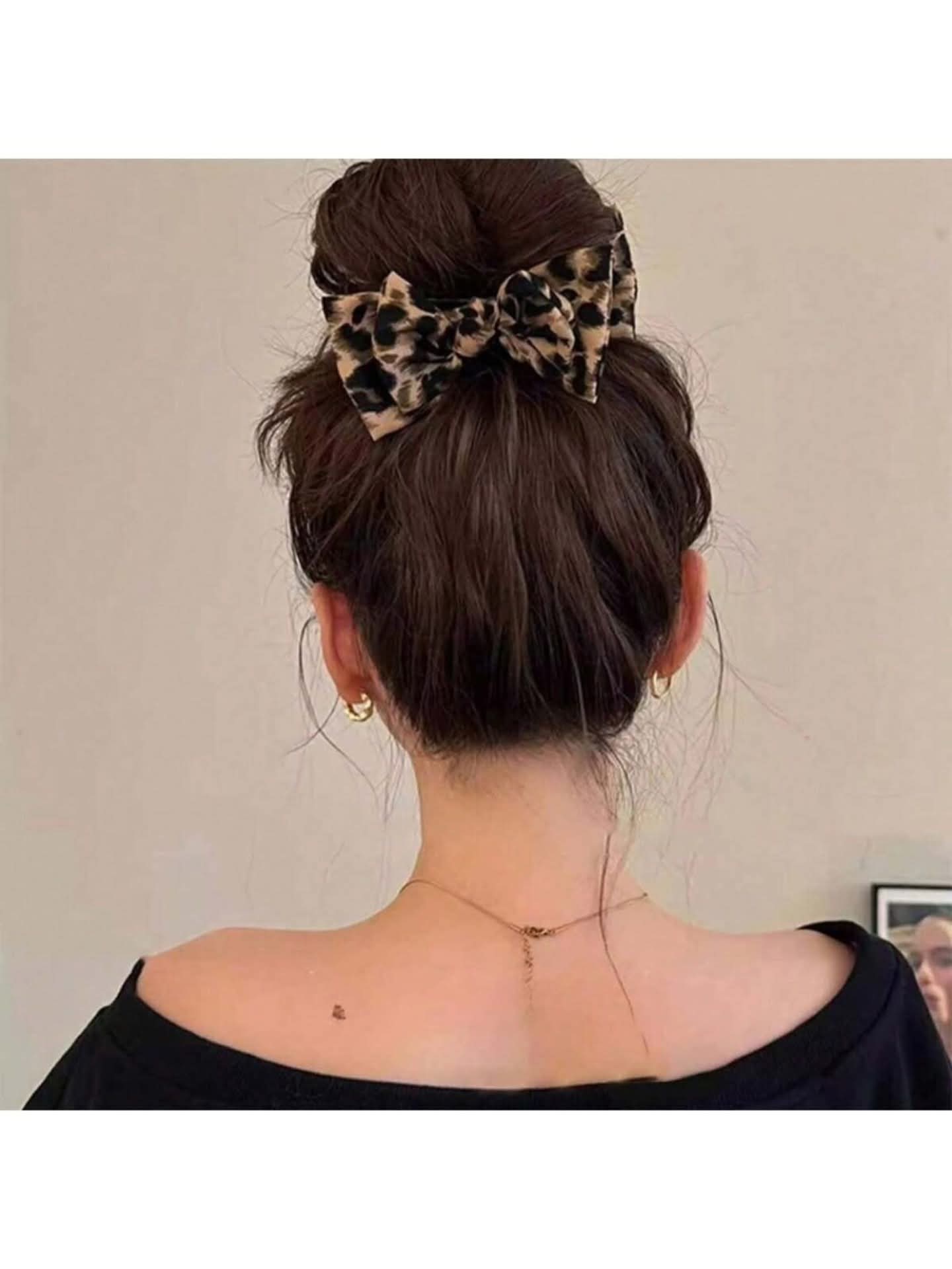 SHEIN 1pc Chic Leopard Print Bow Hair Claw,Large