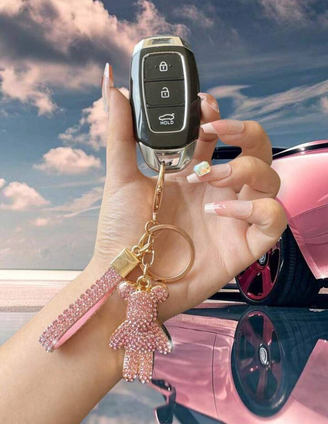 Fashionable Unisex Bear Shaped Keychain, Full Of Diamond, Pink/Orange/White, Fine And High-End Women's Car Key Chain Pendant, Popular Backpack Decoration, Fashionable Ornament For Car Keys, Diamond Inlaid Bag Pendant, Cute And Exquisite Universal Fitting