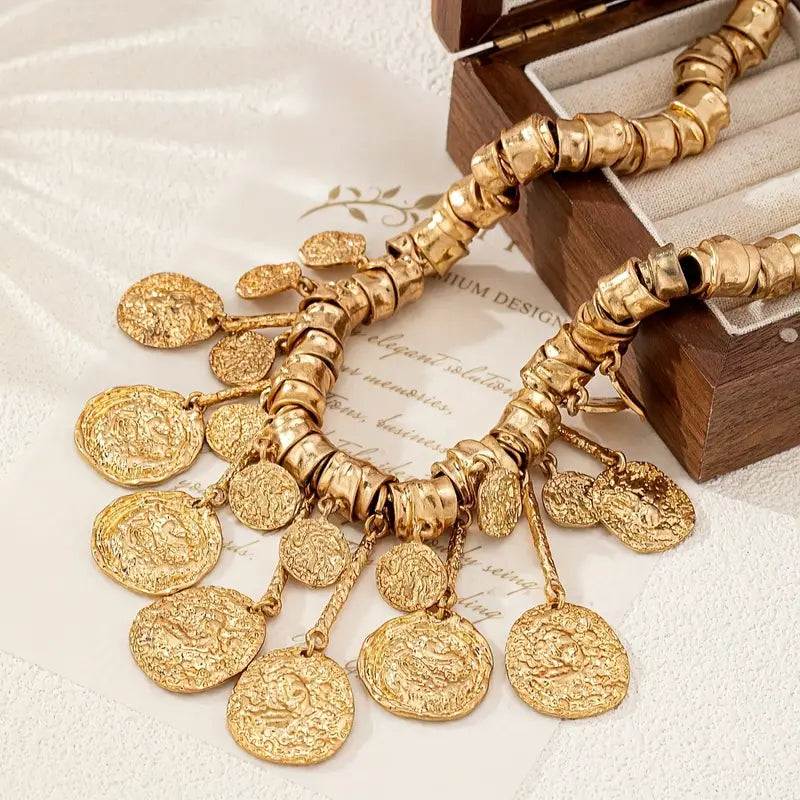 Gold  irregular uneven coin choker necklace, vintage chunky Franco statement clavicle chain for women’s jewelry