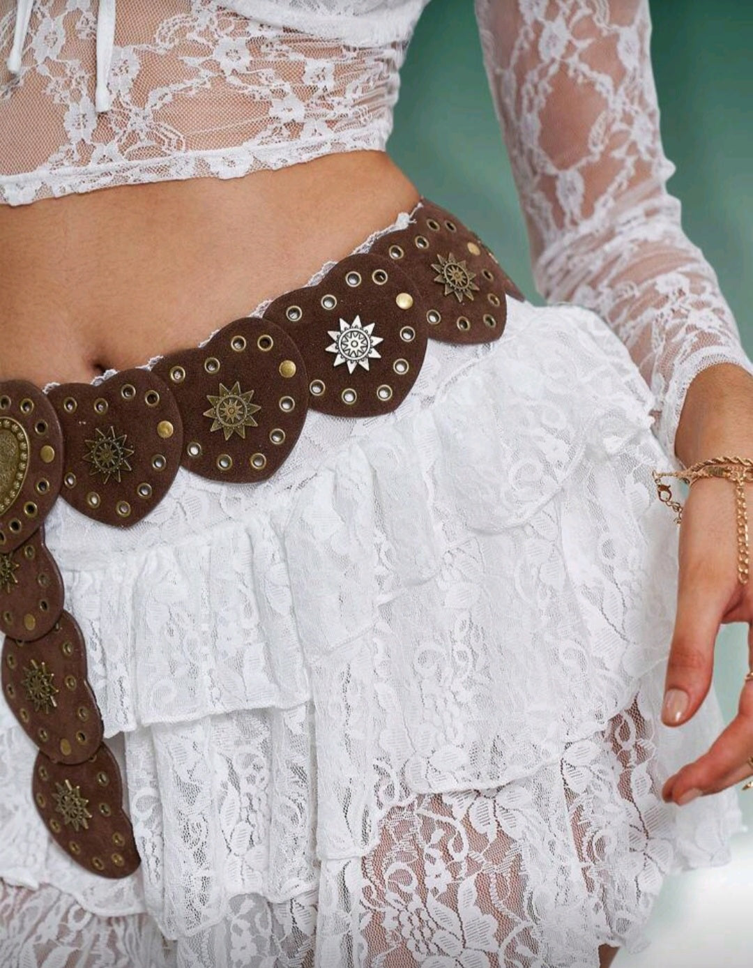 Hershine 1pc Bohemian Style Women's Simple And Fashionable Multifunctional Belt, A Patchwork Belt Decorated With Wasteland Style Hearts, Made Of PU Leather With Surface Flocking, Rivet Decoration Retro Belt Dress Accessories American Style Belt, Punk Styl