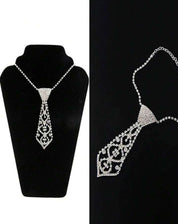 Elegant Tie-Shaped Necklace Adorned with Glitter and Rhinestones, Adjustable, Perfect for Trendy Occasions Like Graduation Parties, Valentine’s Day, and Mother’s Day – Ideal Gift